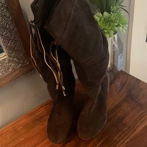 I N S wedge heel boots